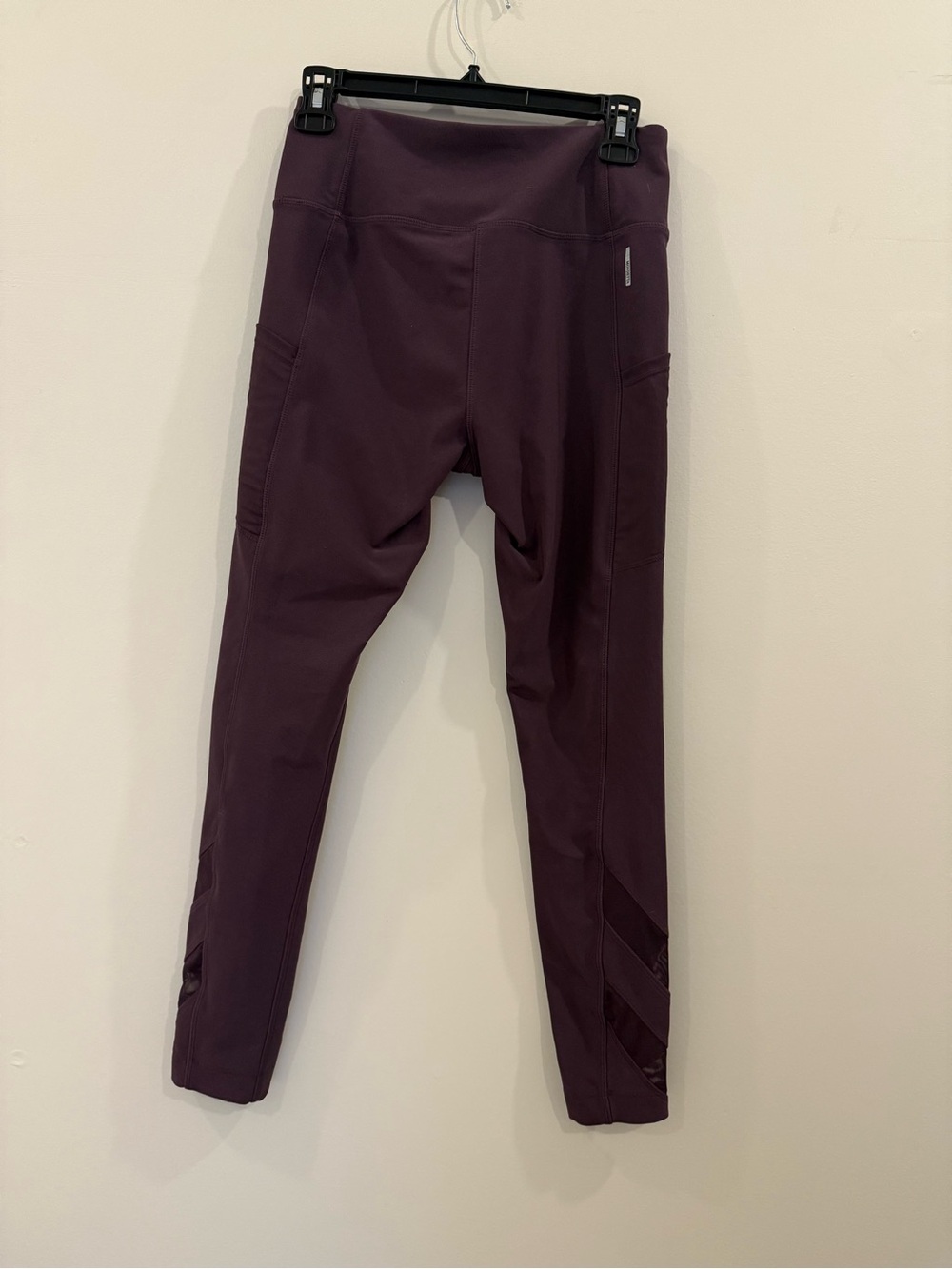 Mondetta Deep Plum Performance Leggings